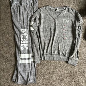 Victoria’s Secret Pink light weight set